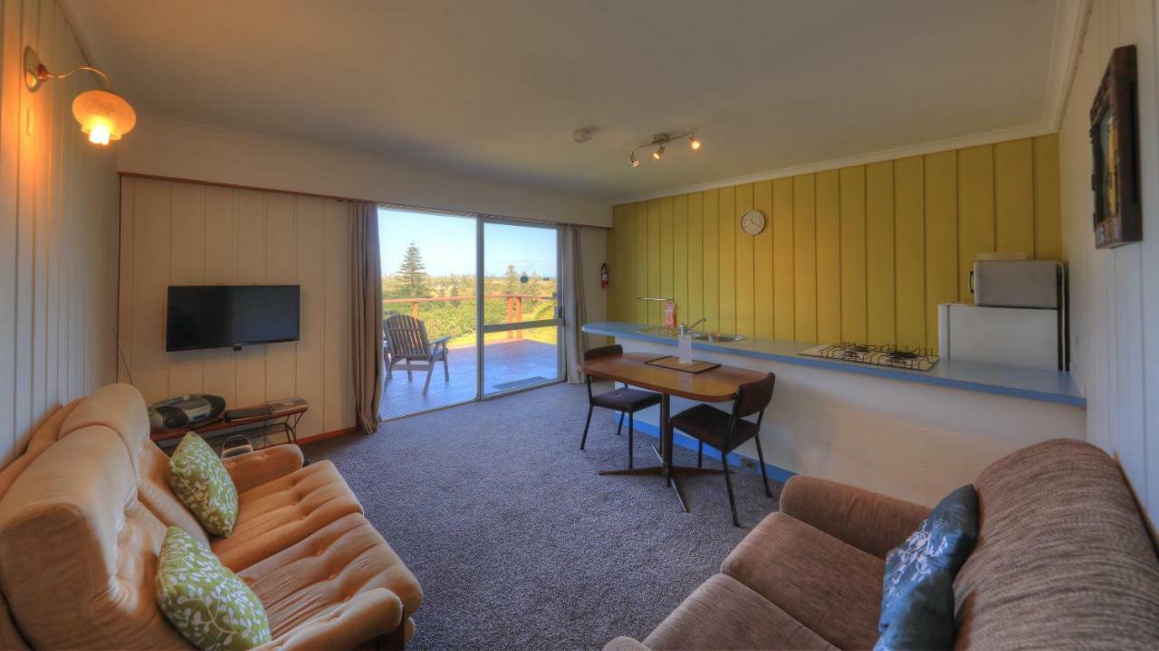 Hideaway Retreat Otel Burnt Pine Dış mekan fotoğraf