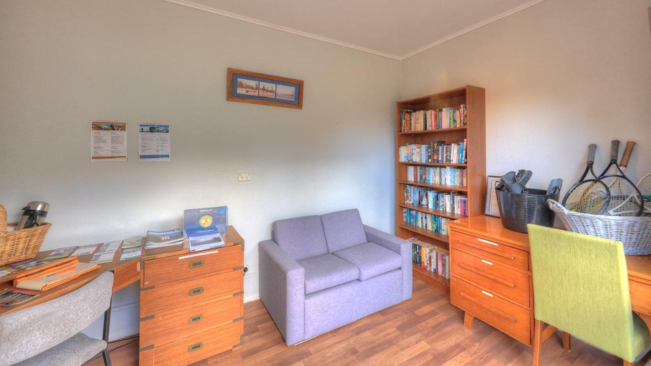 Hideaway Retreat Otel Burnt Pine Dış mekan fotoğraf